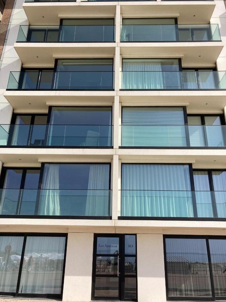 Westende : gloednieuw appartement zeedijk+zeezicht te huur, Vakantie, Vakantiehuizen | Overige landen, Appartement, Dorp, Aan zee