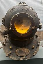 Kuifje duikhelm, Ophalen, Kuifje