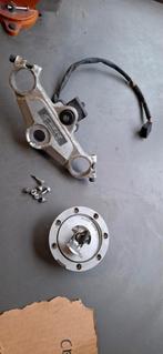 Honda cbr1000f 1992 tankdop contactslot balhoofd, Motoren, Ophalen