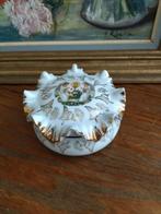 Bonbonnière en porcelaine, Enlèvement ou Envoi