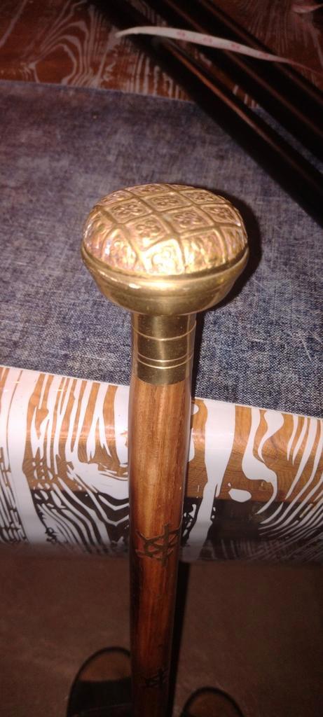 Canne  bois de rose ?, Antiquités & Art, Curiosités & Brocante, Enlèvement ou Envoi