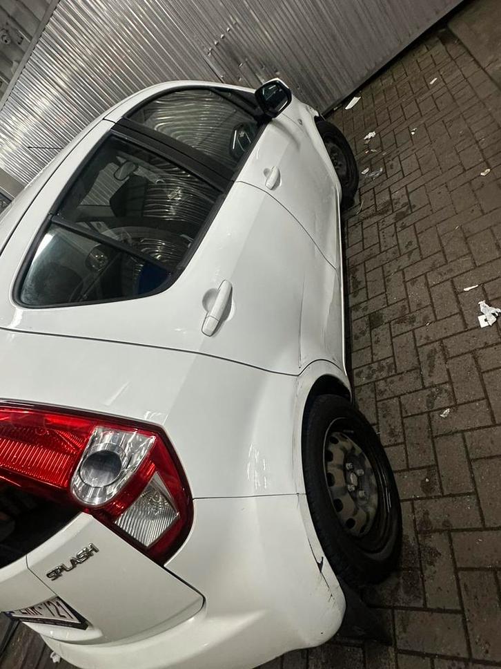 Suzuki splash, Auto's, Suzuki, Particulier, Splash, Benzine, Euro 4, Stadsauto, 5 deurs, Handgeschakeld, Wit, Zwart, Stof, Vierwielaandrijving