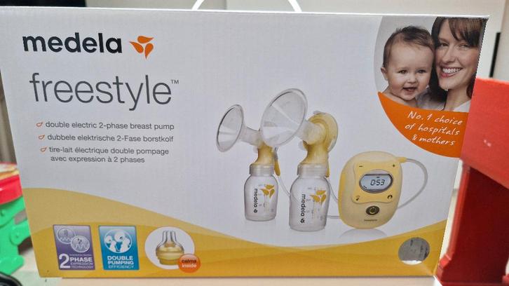 Borstkolf Medela Freestyle, Kinderen en Baby's, Babyvoeding en Toebehoren, Zo goed als nieuw, Borstkolf, Ophalen