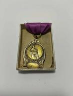 Auvelais Grand Prix d'honneur Medal (accordeon) 1967, Ophalen of Verzenden, Overige materialen