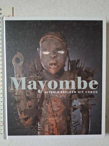 Schitterend catalogus "Mayombe Rituele beelden uit Congo" beschikbaar voor biedingen