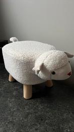 Petit tabouret mouton, Enfants & Bébés, Chambre d'enfant | Aménagement & Décoration, Enlèvement, Comme neuf
