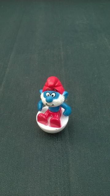 Grote Smurf op Wiebelbal beschikbaar voor biedingen