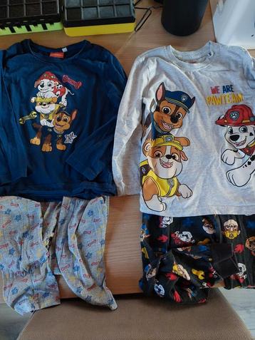 2 pyjama's met pawpatrol  beschikbaar voor biedingen