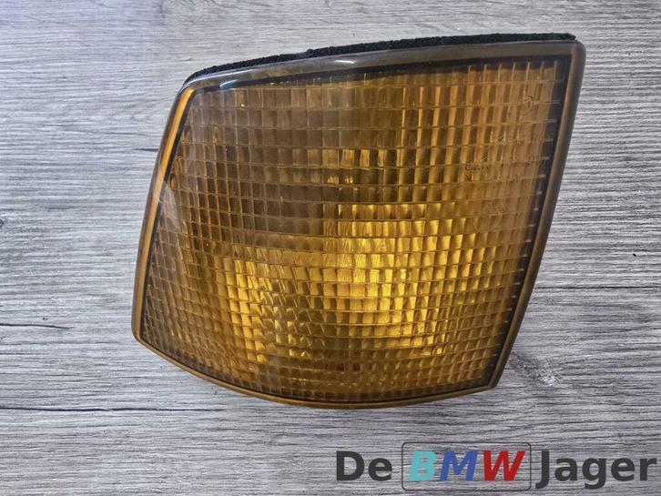 Knipperlicht voor rechts BMW 7-serie E32 63131374012, Auto-onderdelen, Verlichting, BMW, Gebruikt, Ophalen of Verzenden