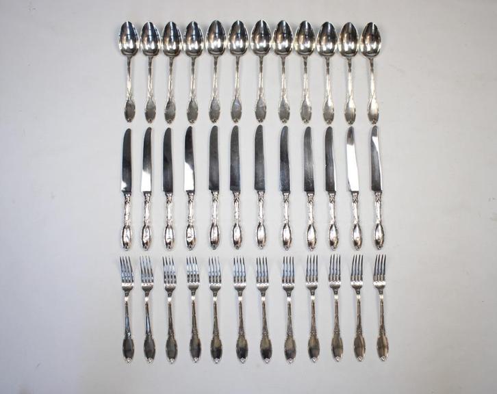 36-delig zilveren bestek, Delheid, Antiek en Kunst, Antiek | Servies compleet, Ophalen