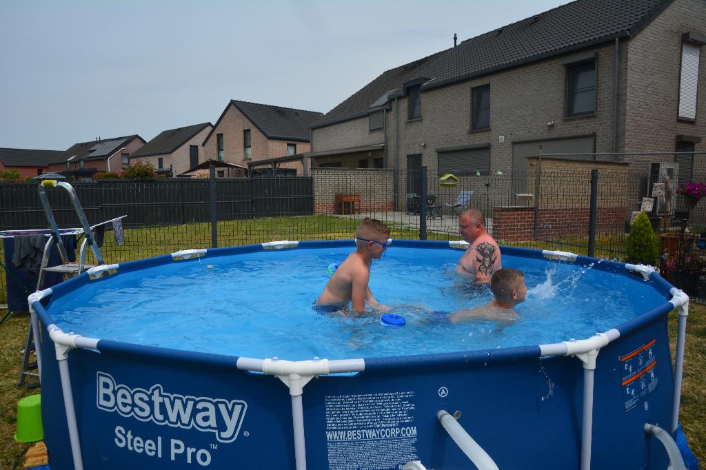 a vendre, Tuin en Terras, Zwembaden, Zo goed als nieuw, Opzetzwembad, 80 tot 120 cm, 200 tot 400 cm, 300 cm of meer, Rond, Ophalen of Verzenden