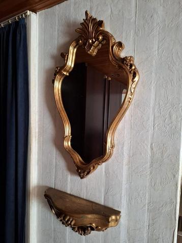 Antieke sierlijke gouden spiegel met legplankje, Huis en Inrichting, Woonaccessoires | Lijsten, Ophalen, Gebruikt