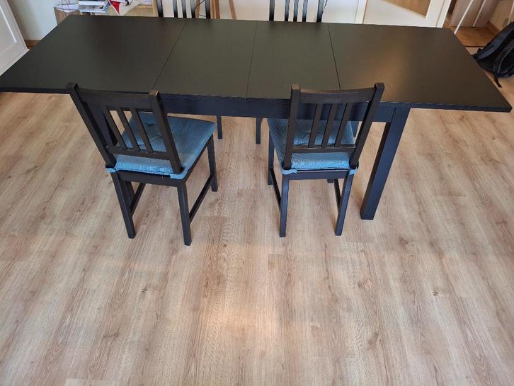 eettafel en stoelen, Huis en Inrichting, Tafels | Eettafels, Gebruikt, 200 cm of meer, Vijf personen of meer, Rechthoekig, Overige houtsoorten