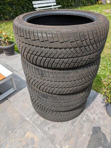 Winterbanden Vredestein 18 inch beschikbaar voor biedingen