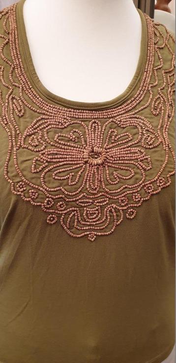 Lot : 2 NIEUWE tops + broek beschikbaar voor biedingen