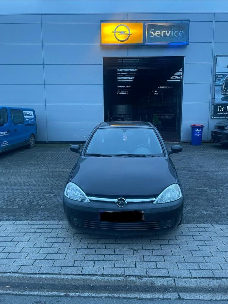 Opel corsa 1.4 benzine, Auto's, Opel, Particulier, Corsa, ABS, Airbags, Centrale vergrendeling, Elektrische ramen, Radio, Benzine