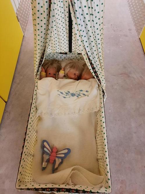 Kinderwiegje, Kinderen en Baby's, Speelgoed | Poppen, Gebruikt, Babypop, Ophalen