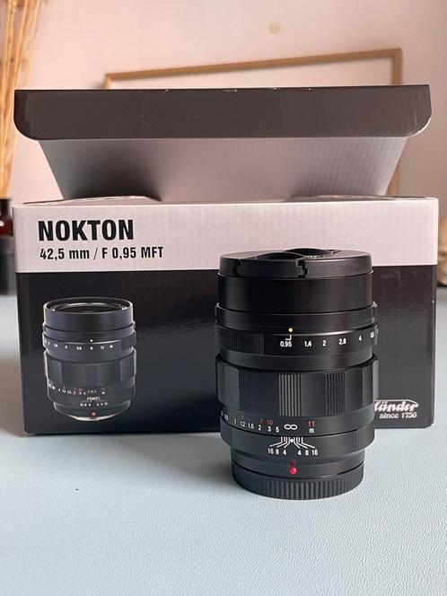 Voigtlander Nokton 42,5mm f/0,95 MFT, Audio, Tv en Foto, Foto | Lenzen en Objectieven, Zo goed als nieuw, Ophalen