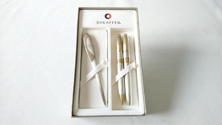 Sheaffer Legacy Barleycorn set Balpen + Vulpen 18K/750 M-nib, Verzamelen, Pennenverzamelingen, Nieuw, Pennenset, Sheaffer, Met doosje