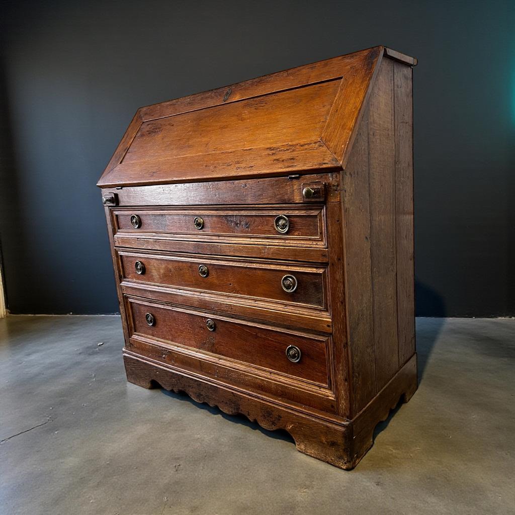 Commode en bois ancienne/secrétaire/bureau, Maison & Meubles, Armoires | Secrétaires, Utilisé, Enlèvement ou Envoi