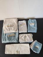 Badlakens & handdoeken, Huis en Inrichting, Badkamer | Badtextiel en Accessoires, Ophalen of Verzenden, Gebruikt, Beige, Handdoek