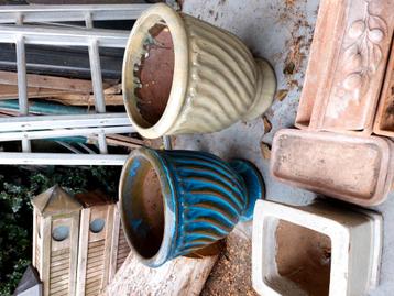 Bloempotten  beschikbaar voor biedingen