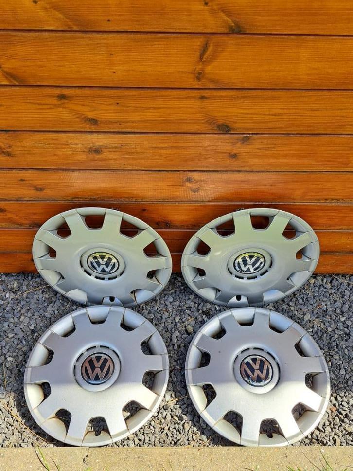 VW Golf 4 wieldoppen - VW Bora, Auto-onderdelen, Banden en Velgen, Velg(en), All Season, 14 inch, 175 mm, Personenwagen, Gebruikt
