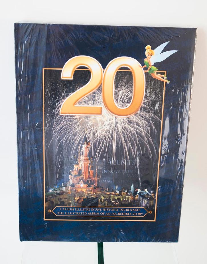 boek disneyland paris 20 years of dreams sealed exemplaar, Verzamelen, Disney, Nieuw, Overige typen, Ophalen of Verzenden