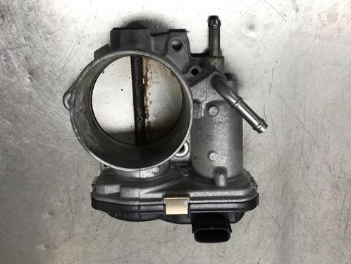 GASKLEPHUIS Toyota RAV4 (A5) (01-2018/-) (|2203025020|), Auto-onderdelen, Motor en Toebehoren, Toyota, Gebruikt