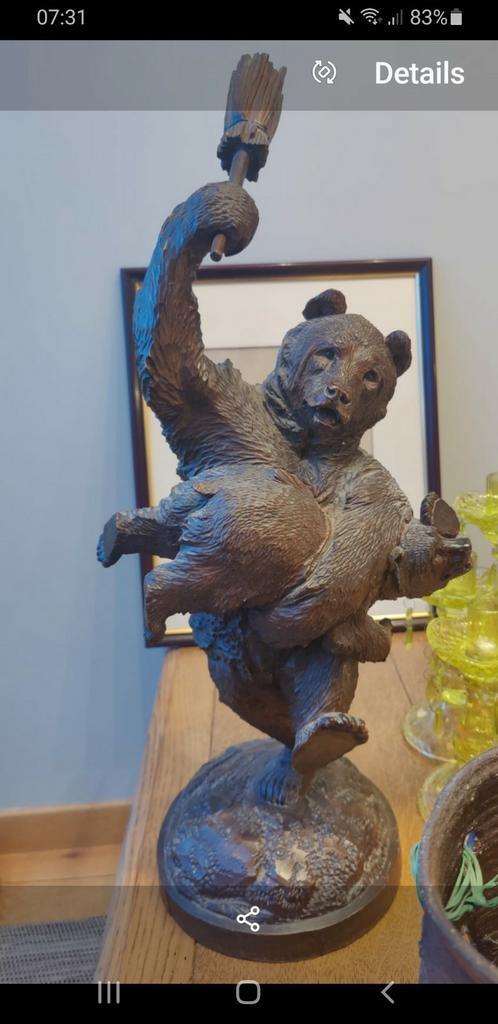 Gezocht aparte stukken black forest of zwarte woud snijwerk, Antiek en Kunst, Kunst | Beelden en Houtsnijwerken, Ophalen