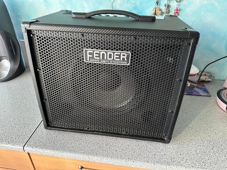 Fender Bronco basversterker, Muziek en Instrumenten, Versterkers | Bas en Gitaar, Zo goed als nieuw, Minder dan 50 watt, Ophalen