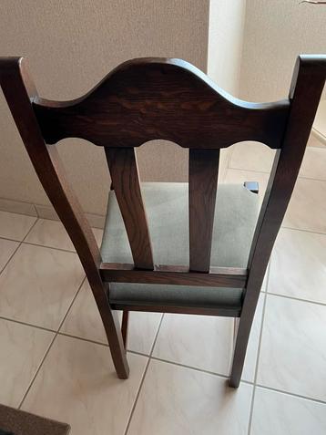 6 eiken stoelen met olijfkleurige zitting beschikbaar voor biedingen