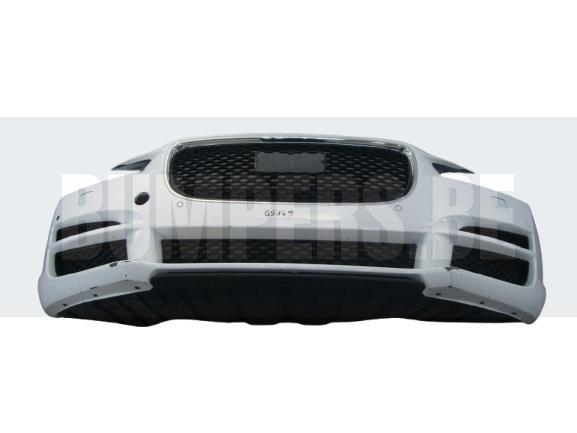 Bumper Jaguar XE 15- Voorbumper Q5149, Auto-onderdelen, Carrosserie, Bumper, Voor, Gebruikt, 6 maanden garantie, Ophalen of Verzenden