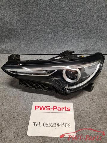 ALFA ROMEO STELVIO XENON KOPLAMP LINKS ORIGINEEL beschikbaar voor biedingen