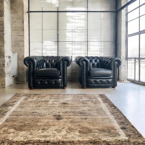 Set van 2 stoere chesterfield eenzitten / clubzetels, Antiek en Kunst, Antiek | Meubels | Stoelen en Sofa's, Ophalen of Verzenden