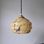 Twee Scailmont Art-Deco gemarmerde opaline hanglampen., Ophalen of Verzenden