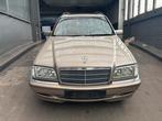 Mercedes C230 essence 2002 ful options boite auto 289000km, Auto's, Mercedes-Benz, Automaat, Beige, Beige, Leder