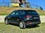 Skoda Karoq 1.5 TSI DSG  PANO / LED / CAMERA / GARANTIE, Auto's, Skoda, Stof, 1498 cc, Zwart, Karoq