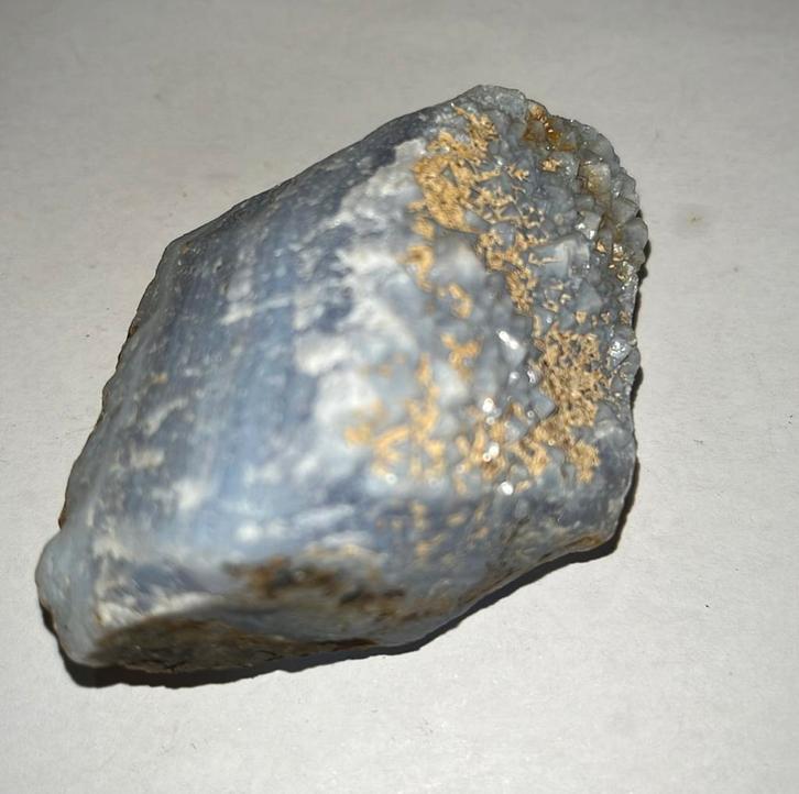 Lichtblauwe Chalcedoon - 123gram - 38mm x 58mm x 40mm, Verzamelen, Mineralen en Fossielen, Mineraal, Ophalen of Verzenden