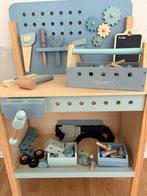 Houten werktafel+riem+ gereedschapskist little dutch, Kinderen en Baby's, Speelgoed | Houten speelgoed, Ophalen, Gebruikt, Meubelstuk of Keukentje
