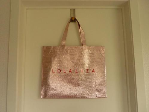 Rozegoud metallic grote shopper tas van Lola&Liza LolaLiza, Bijoux, Sacs & Beauté, Sacs | Sacs Femme, Shopper, Enlèvement ou Envoi