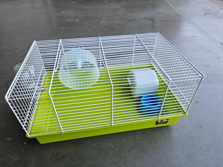 Tom&Co hamsterkooi met accessoires - Schoon, Dieren en Toebehoren, Knaagdieren en Konijnen | Hokken en Kooien, Gebruikt, Kooi