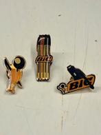 Prix Bic à 3 épingles pour les 3 ensemble, Collections, Enlèvement ou Envoi, Comme neuf, Marque, Insigne ou Pin's