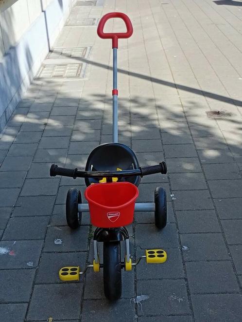 DRIECIRKEL CHICCO DUCATI 20€, Fietsen en Brommers, Fietsen | Driewielers, Zo goed als nieuw, Ophalen