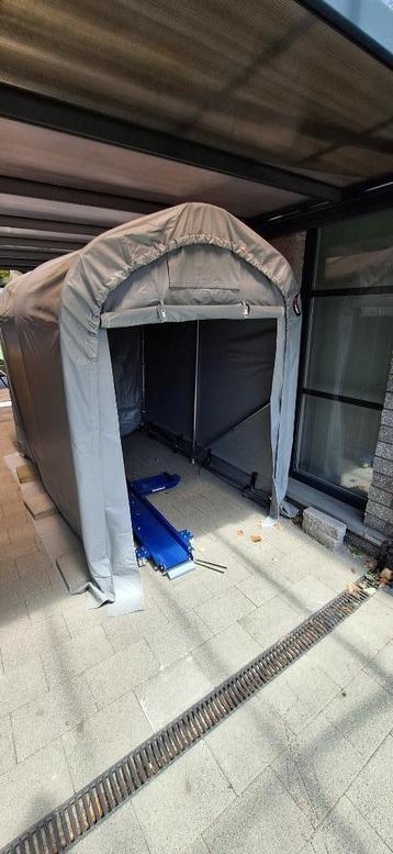 Garagetent 1,6x2,4m, PVC zeil, grijs beschikbaar voor biedingen