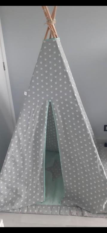 Tipi speeltent  beschikbaar voor biedingen
