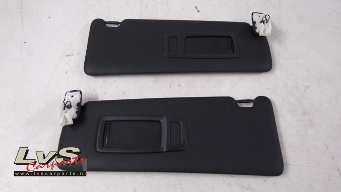 Zonneklep set van een BMW 3-Serie, Auto-onderdelen, Interieur en Bekleding, BMW, Gebruikt, 3 maanden garantie, Ophalen of Verzenden