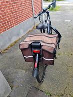 Vélo électrique Cube Touring, Vélos & Vélomoteurs, Enlèvement ou Envoi, Comme neuf