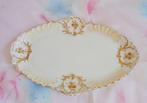1 ANC. PLATEAU FAIENCE blanche et dorure IMPECCABLE, Ophalen