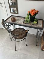 Sidetable/tafel met bijbehorende stoel, Ophalen, Gebruikt